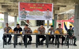 Polda Sulsel Bersama Polres Gowa Gelar Jumat Curhat : Mendengarkan Aspirasi dan Apresiasi Masyarakat