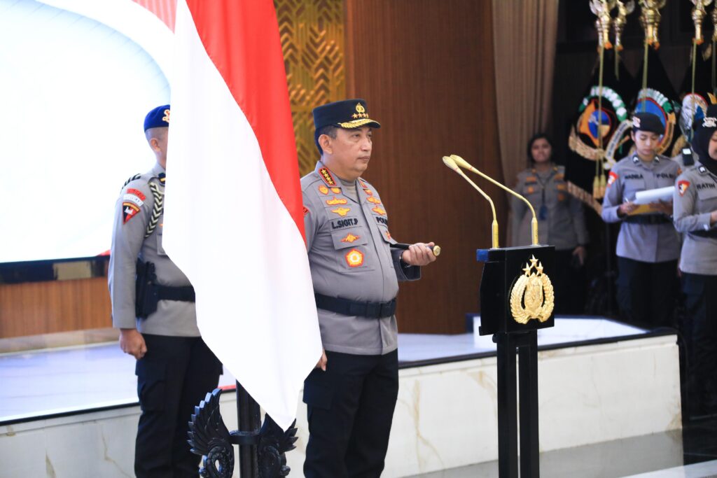 Kapolri Pimpin Upacara Korps Raport Kenaikan Pangkat 4 Pati-Pamen Polri