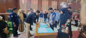 Kapolsek Somba Opu hadiri Pelantikan Dan pengambilan Sumpah KPPS Se Kec. Somba Opu Kab.Gowa
